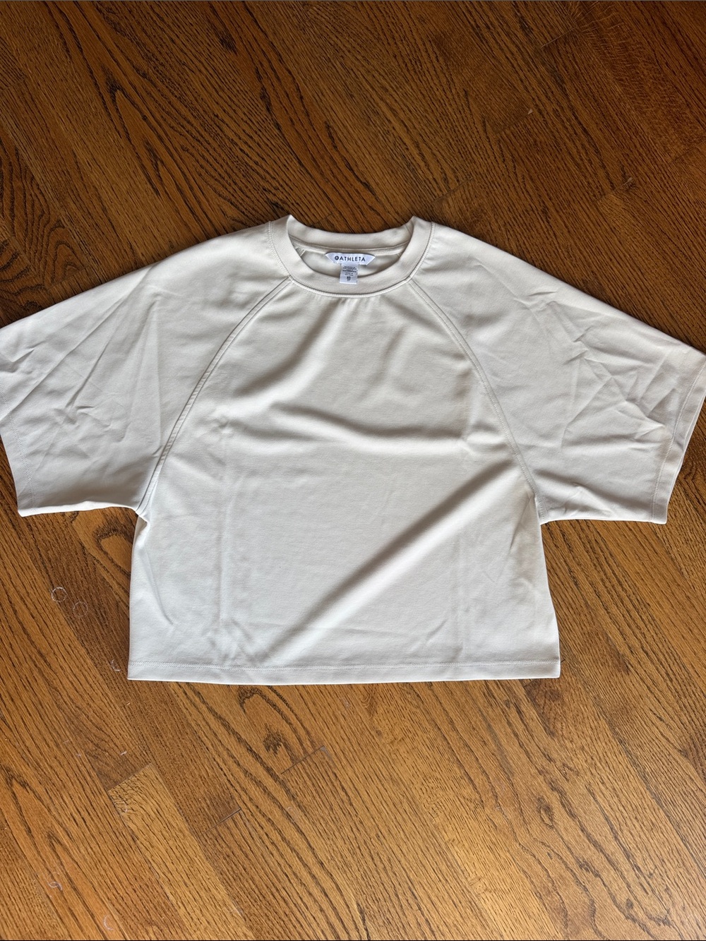 Athleta Cream Short-Sleeve Raglan Crop Tee
